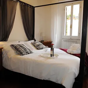 suite-lungara.it-romehotels.com/