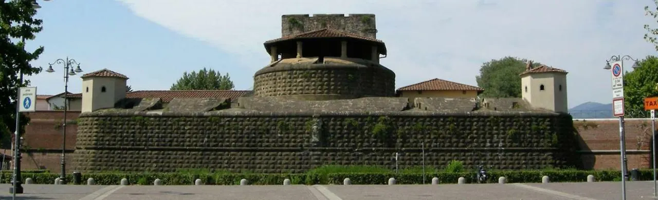 Florence Fortezza Apartment